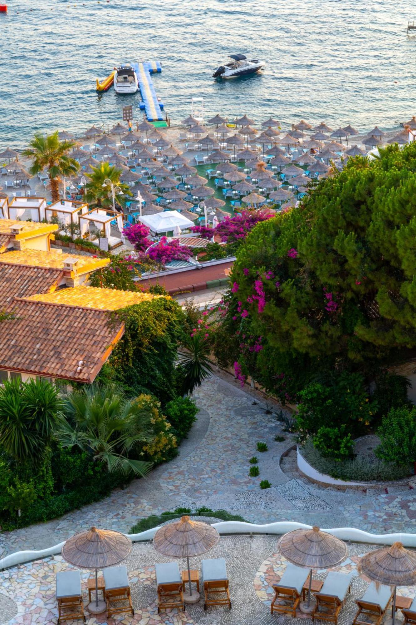 Bougainville Bay Apartments Sarandë エクステリア 写真