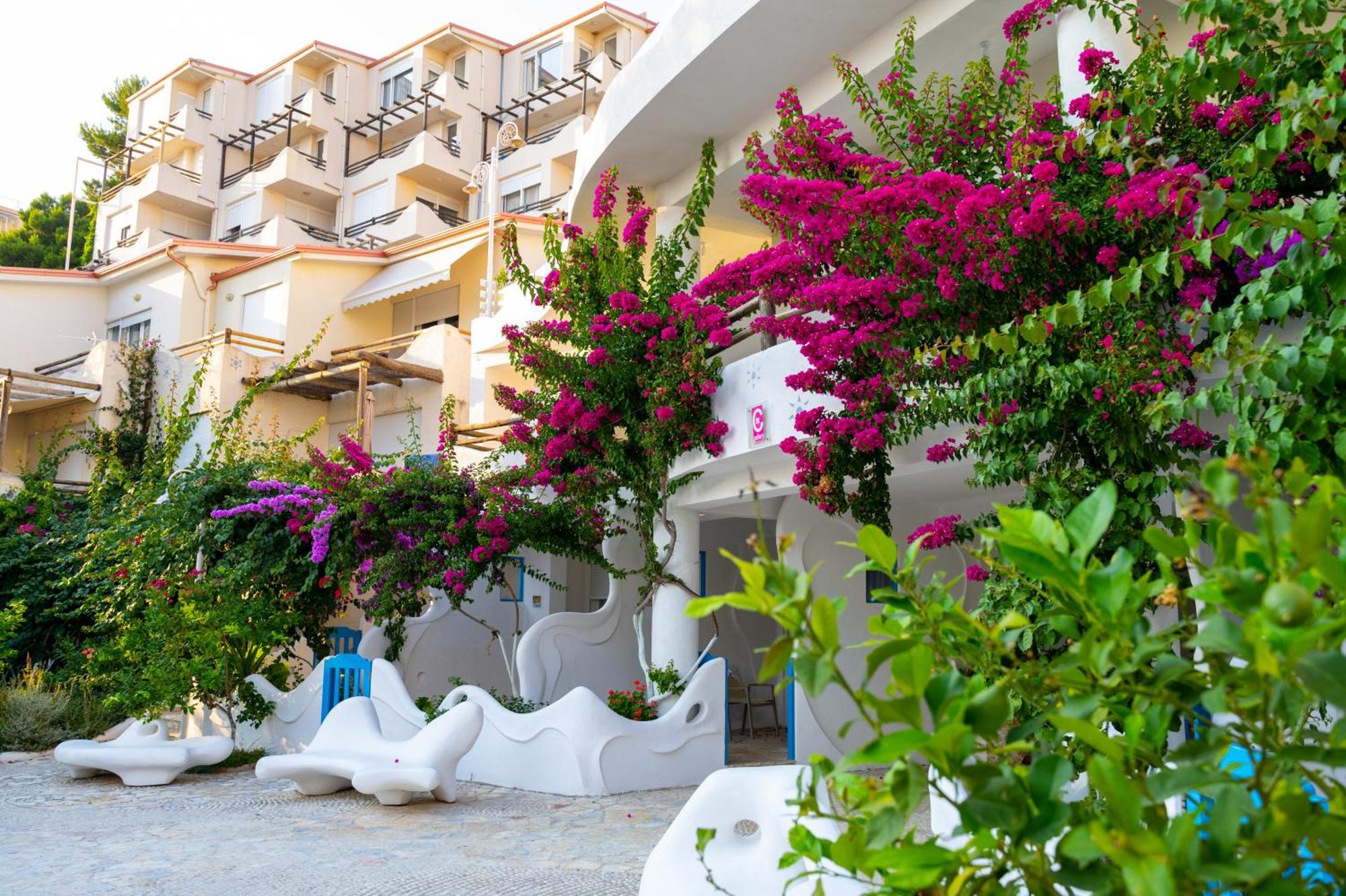 Bougainville Bay Apartments Sarandë エクステリア 写真
